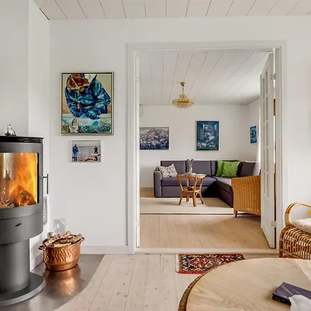 Kaetlin - 900m From The Sea By Interhome Laeso