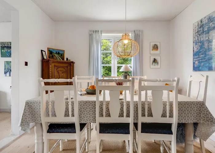 Сasa de vacaciones Kaetlin - 900m From The Sea By Interhome